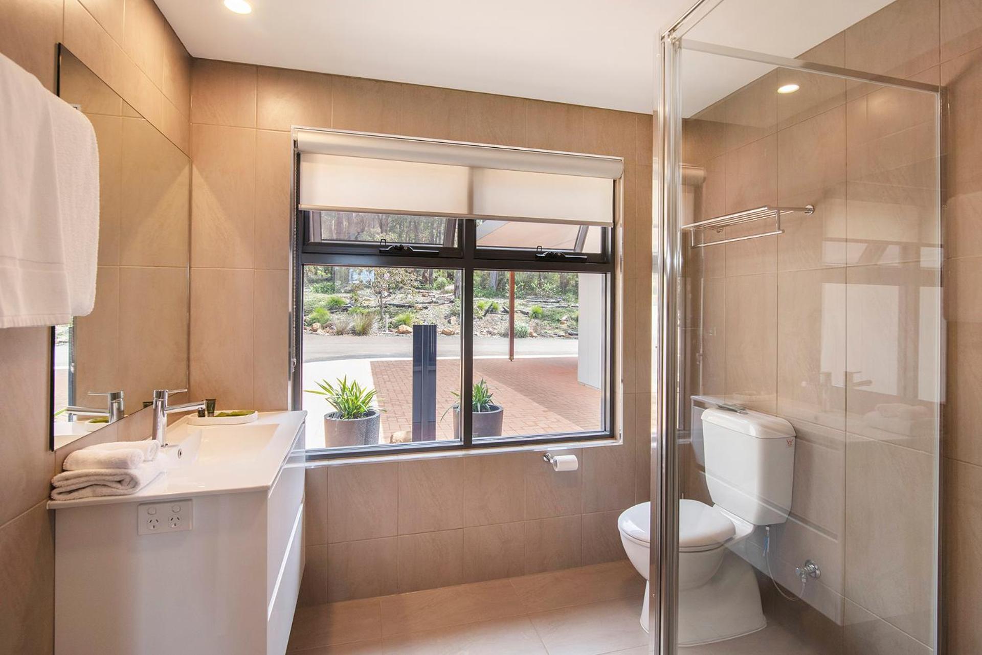 Eight Willows Retreat 4* Yelverton