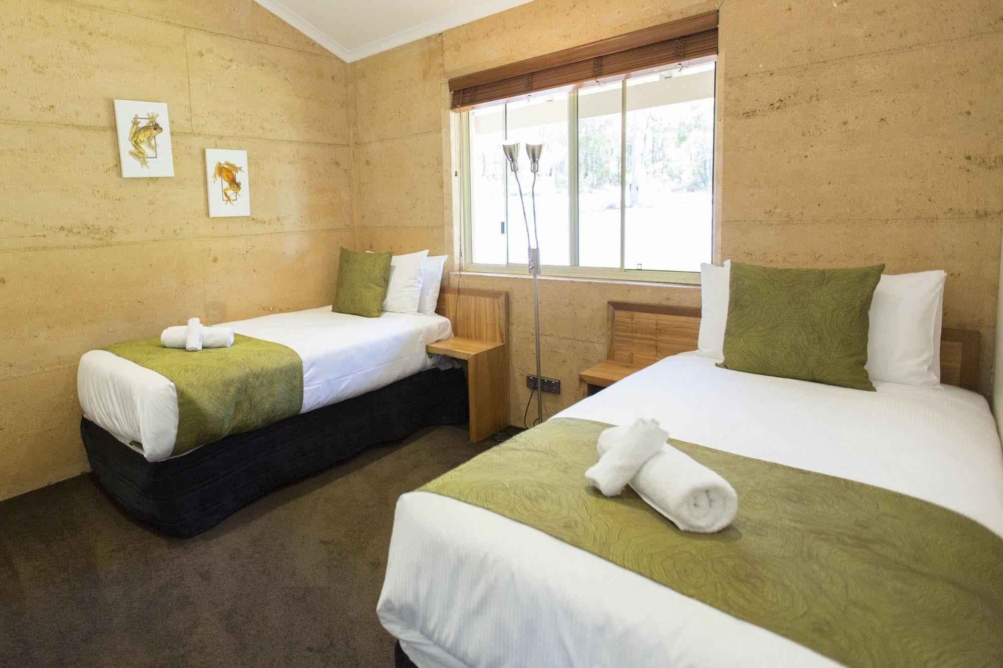 Resort Eight Willows Retreat