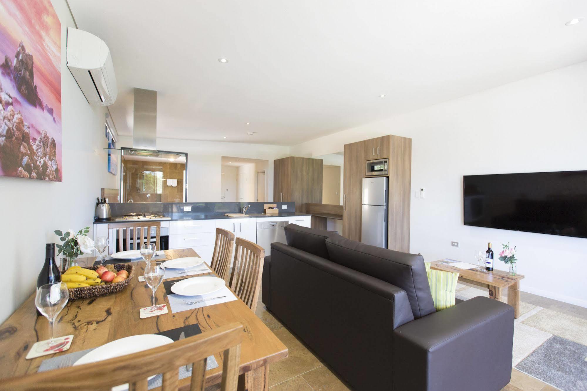 Eight Willows Retreat Resort 4*