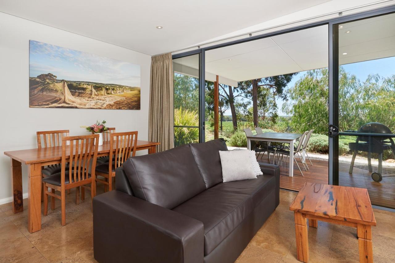 Eight Willows Retreat Yelverton