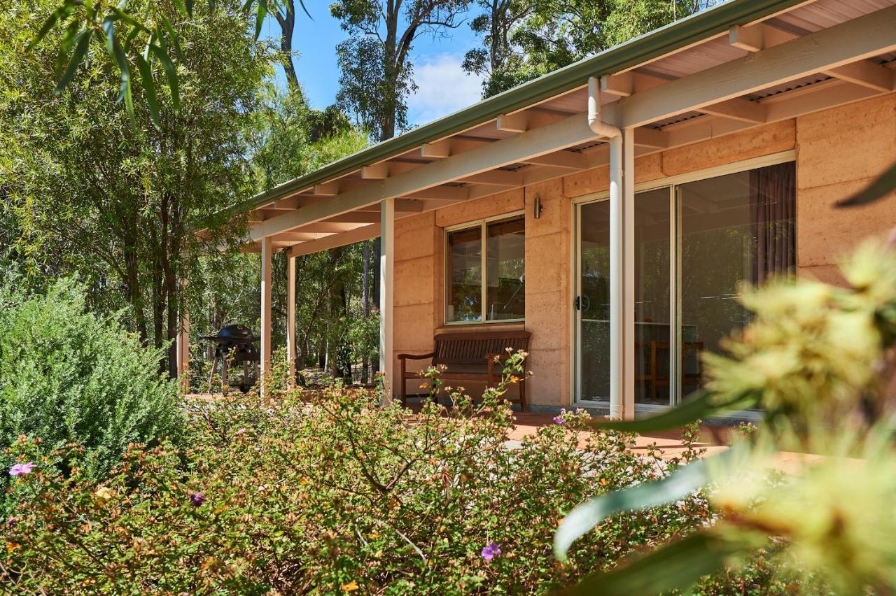 Resort Eight Willows Retreat