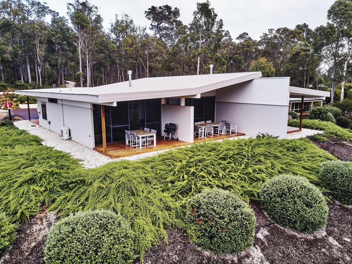 Eight Willows Retreat Resort 4*