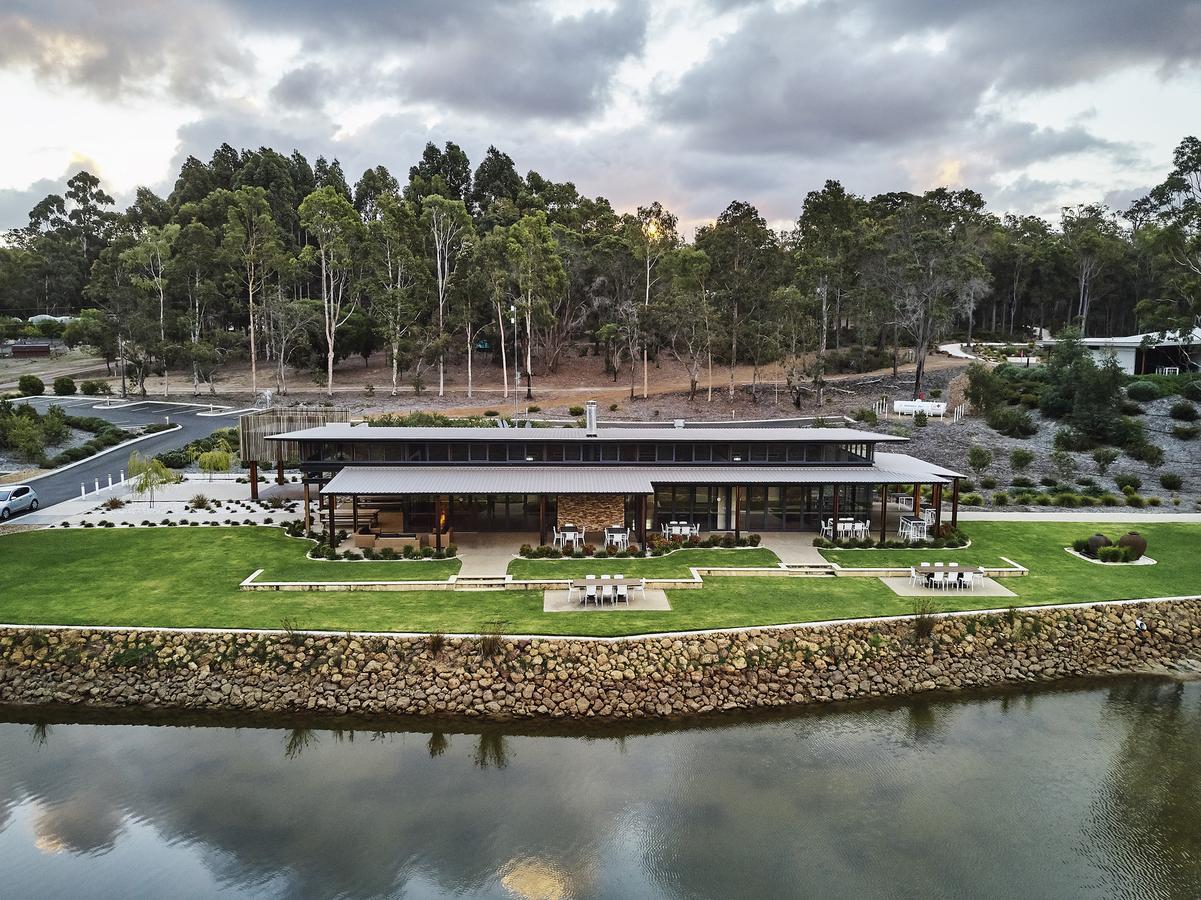 Eight Willows Retreat Resort Yelverton
