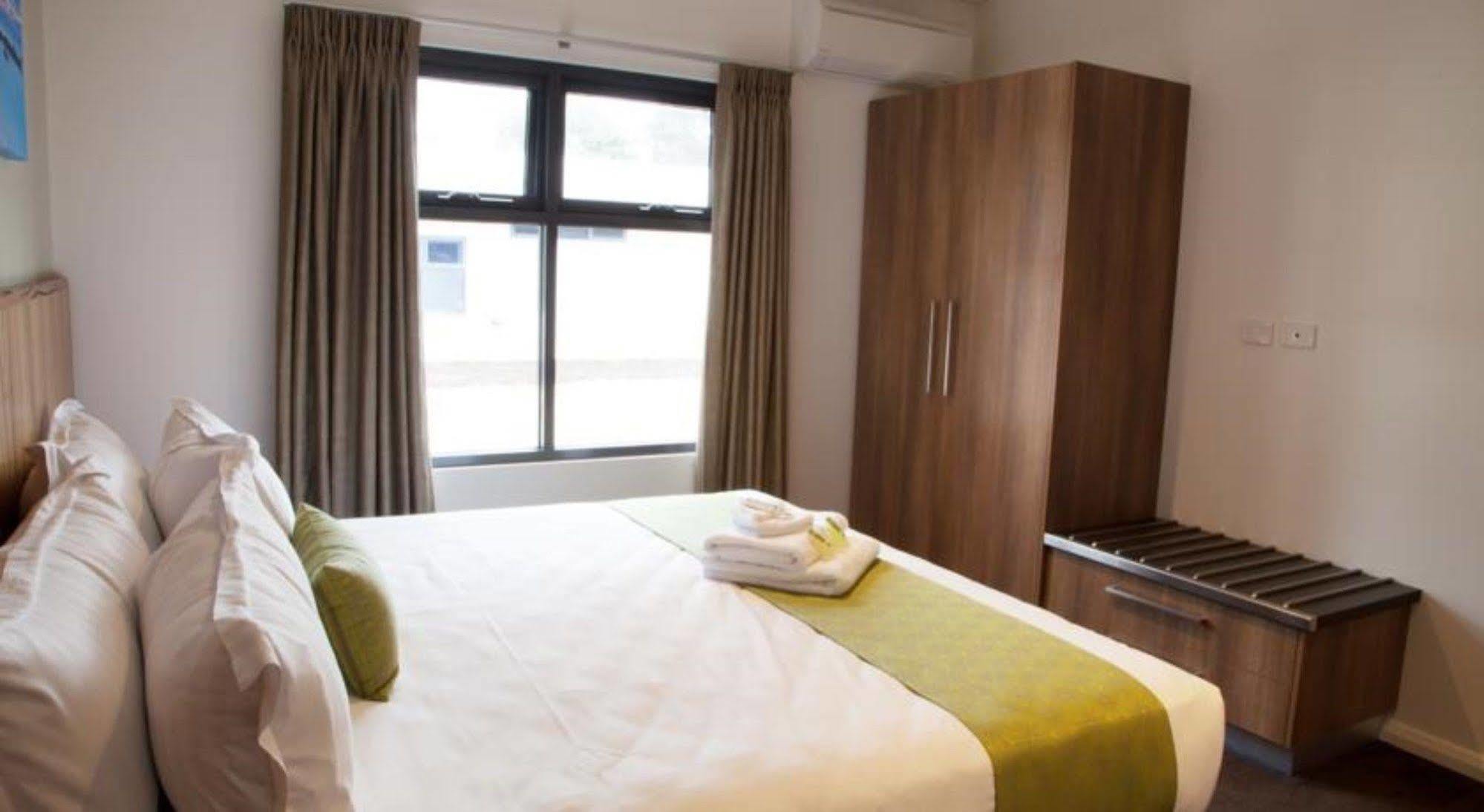 Resort Eight Willows Retreat