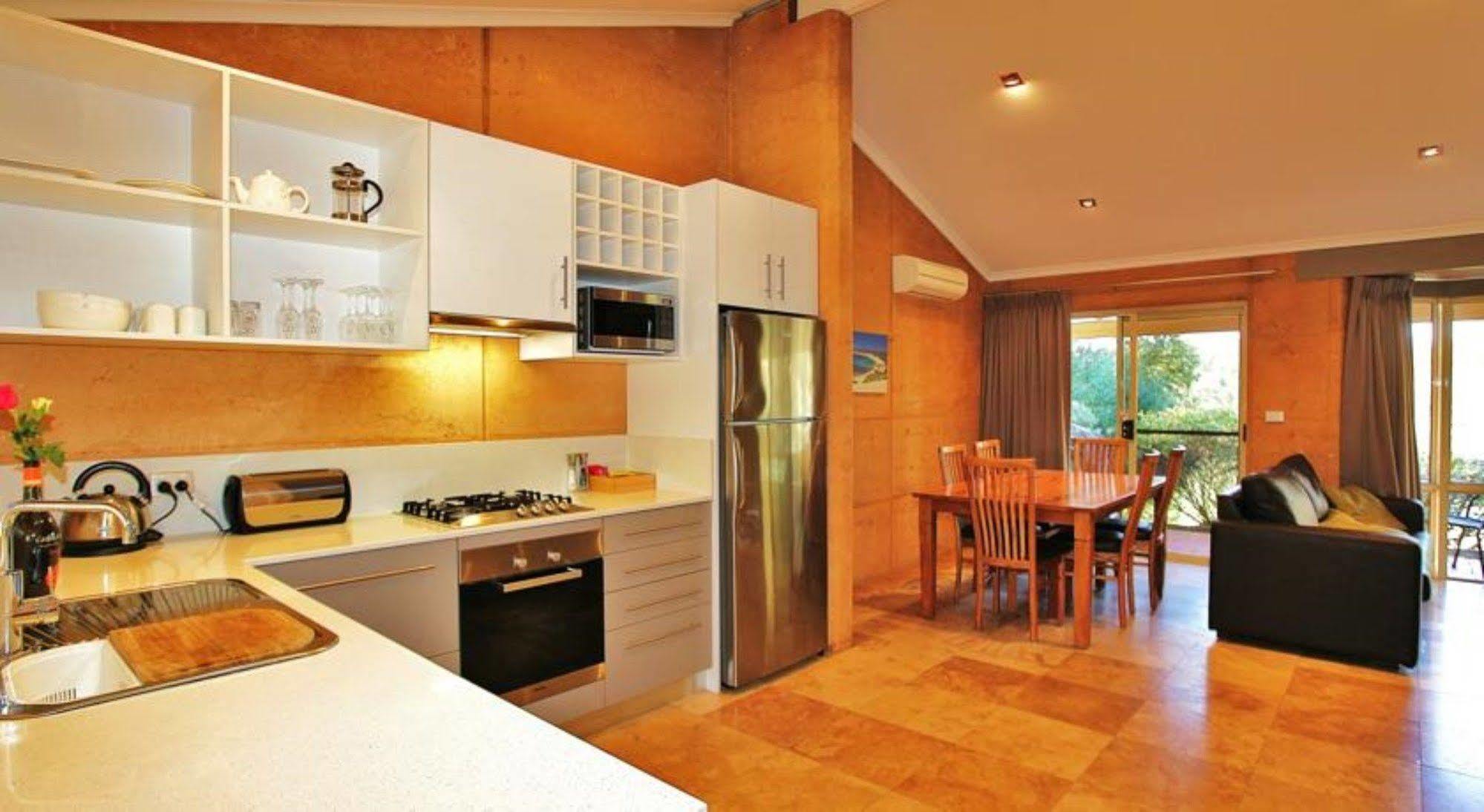 Eight Willows Retreat