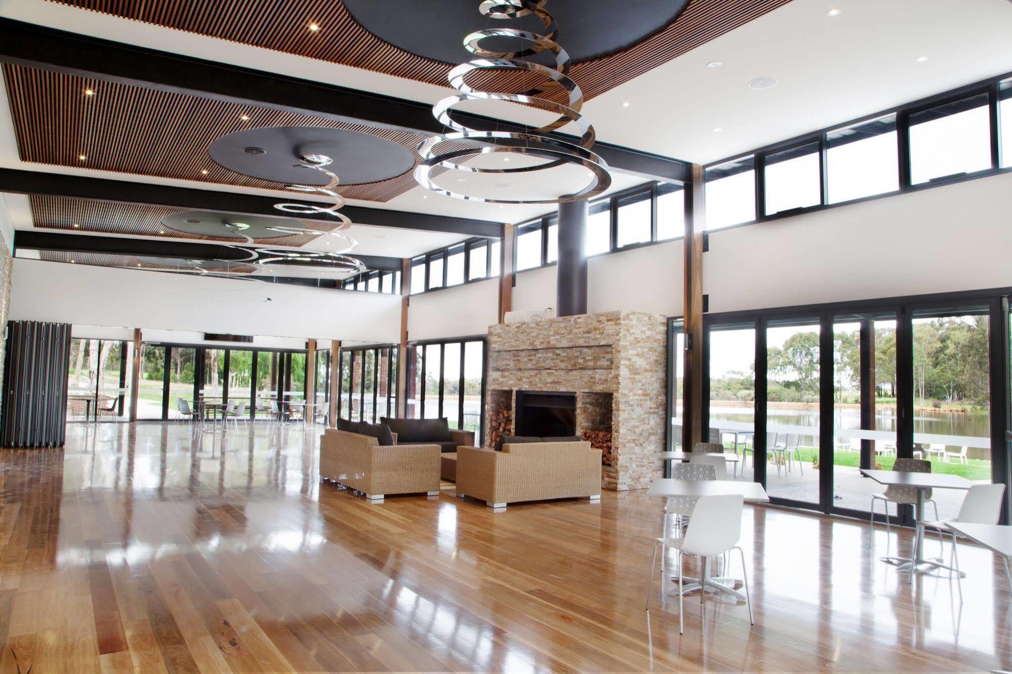 Eight Willows Retreat Resort Yelverton